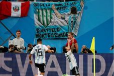 Babak I: Messi buat...