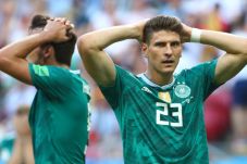 Tragis, Jerman Tersingkir...