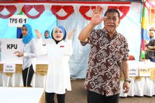 Setelah Mencoblos, Demiz:...