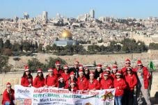 Israel Cabut Larangan...
