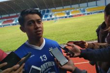 Tekanan Suporter Lawan...