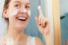 5 Tips Makeup untuk...