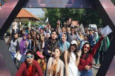 693 Orang Ikuti Audisi...