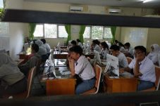 121.000 Siswa Lolos...