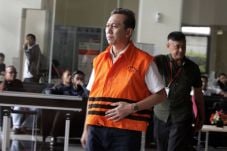 Bupati Kebumen Nonaktif...