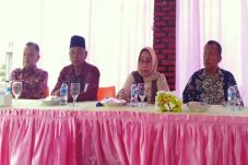 Warga Sumatera Utara...