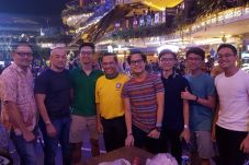 Nobar Ala Mantan Menteri...