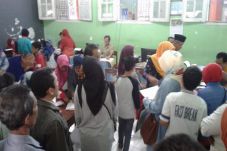 Orang Tua Murid di Purwokerto...