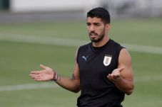 Luis Suarez Ragukan...