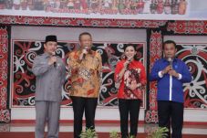 Dua Cagub Kalbar Bertemu...