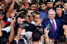 Najib Terancam Dipenjara...