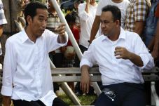 Menghitung Peluang Anies...