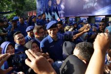 Ganteng, Alasan Demokrat...