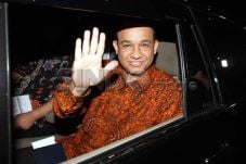 Razia Air Tanah, Anies:...