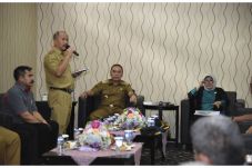Tujuh Kabupaten/Kota...