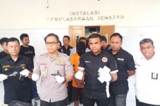 Gembong Begal Bersenpi...