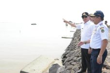 Megaproyek Pelabuhan...
