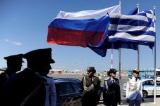 Rusia Tegaskan Akan...