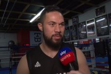 Ini Alasan Parker Sparing...