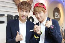 Lay dan Baekhyun EXO...