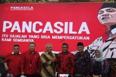 Buka Komunikasi dengan...