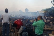 Ratusan Rumah di Batam...