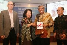 ISEAS Luncurkan Buku...