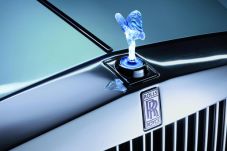 Rolls-Royce Tantang...