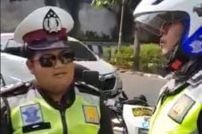 Polisi Gadungan Diringkus,...