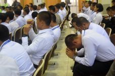 Empat Peserta Gagal,...