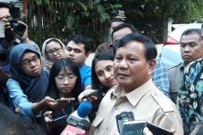 Prabowo Rahasiakan Lokasi...