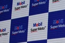 Mobil Super MotoTM Diklaim...