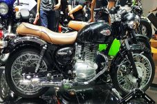 Lebih Keren dari W175,...