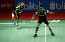Owi/Butet Lolos Rintangan...