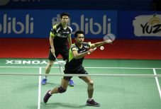 Hadapi Pasangan Tuan...