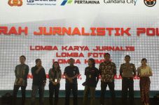 Radio MNC Trijaya Raih...