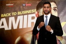 Amir Khan: Saat yang...