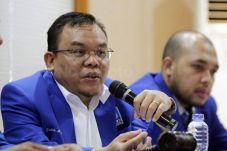 PAN Tak Percaya Hasil...