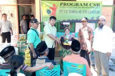 Bantu Kebutuhan Warga,...
