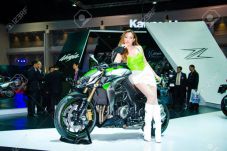 Kawasaki Z1000 Terbaru...