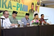 Secara Mufakat, Muqowam-Hanif...