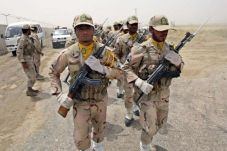 10 Tentara Iran Tewas...