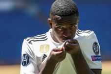 Baru Direkrut, Vinicius...