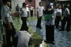 Geledah Lapas Tebo,...