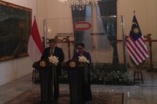RI Dorong Malaysia Percepat...