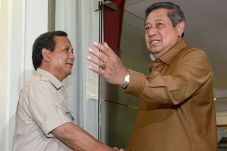 Malam Ini, SBY-Prabowo...