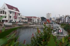 Wisata Kelas Eropa di...