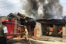 Kebakaran di Jalan Bangau...