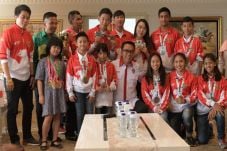 Atlet Berprestasi Dapat...