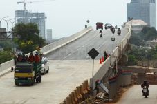 Solusi Macet, Flyover...